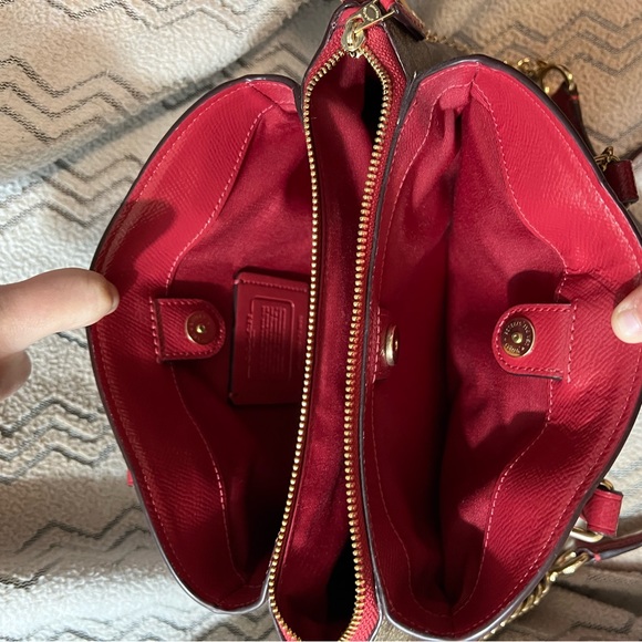 Coach monogram small chain bag - Picture 2 of 2